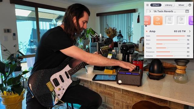 Jamming with the Mooer SD10i