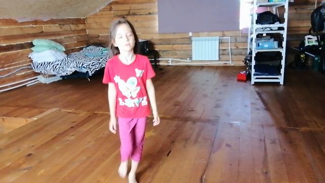 VID_20250515_100431.mp4