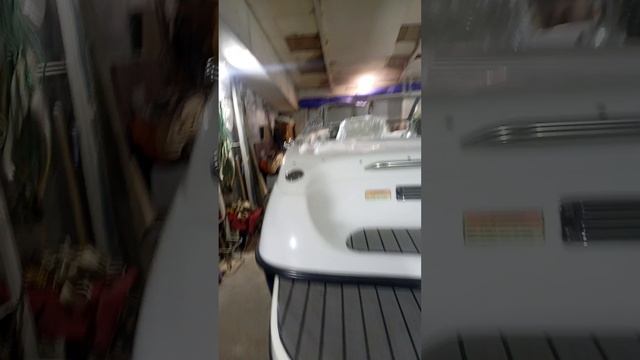 катер после окончания ремонта