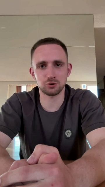 Литвин поздравляет с днём рождения!
Видео создано с помощью ИИ