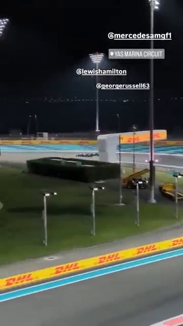 Lewis Hamilton over take Georges Russel in the last lap in abudhabi f1 Race 2024