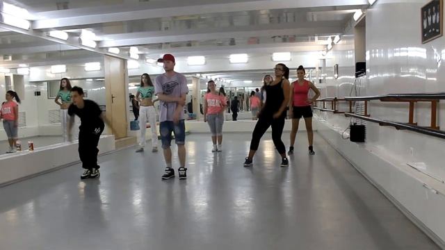 Треннировка группы TURBO Hip hop