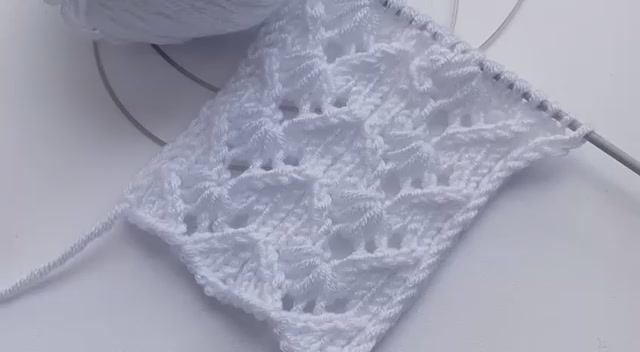 Ажурный узор "Галочки" спицами