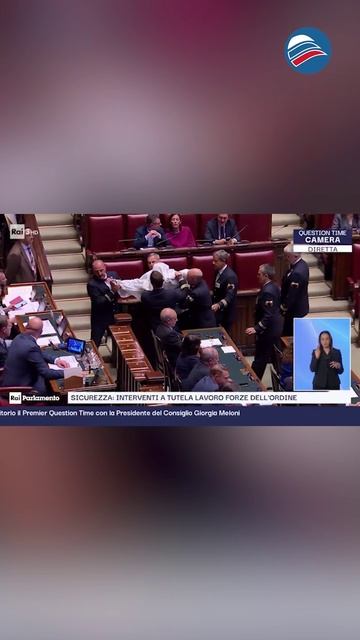 «Привидение», пытавшееся напугать премьера Италии, выгнали из парламента