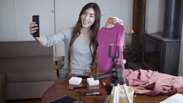 7514450-uhd_3840_2160_25fps