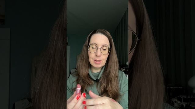 Любимые помады Фаберлик/ Помада-эликсир для губ Love My Lips Фаберлик Отзывы и свотчи 4-х оттенков