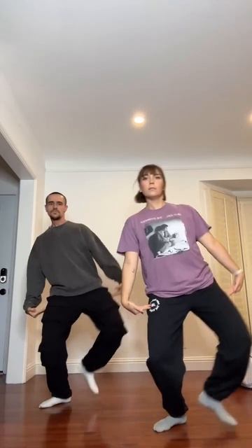 Клип @dancee_biz