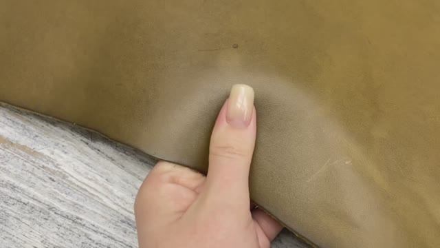 Vacchetta Oliva (1,0-1,2 мм), цв. Оливковый, натуральная кожа