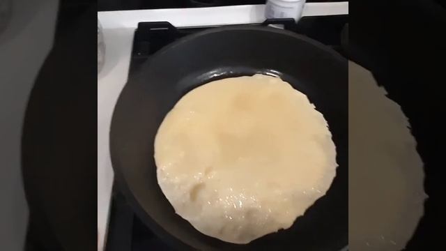 Как приготовить блины на молоке.  Рецепт вкусных пышных блинов