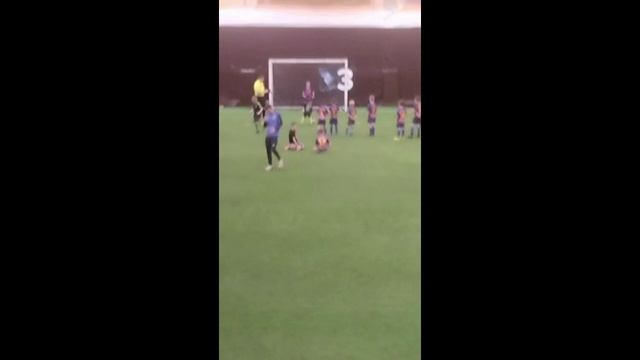 Соболев (ФК Зенит) vs Ребенок (5 лет)