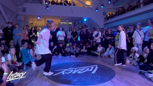 Final Hip Hop kids (от 7 до 12 лет) Алёна Си vs. Dinozavrik//Legacy Battle