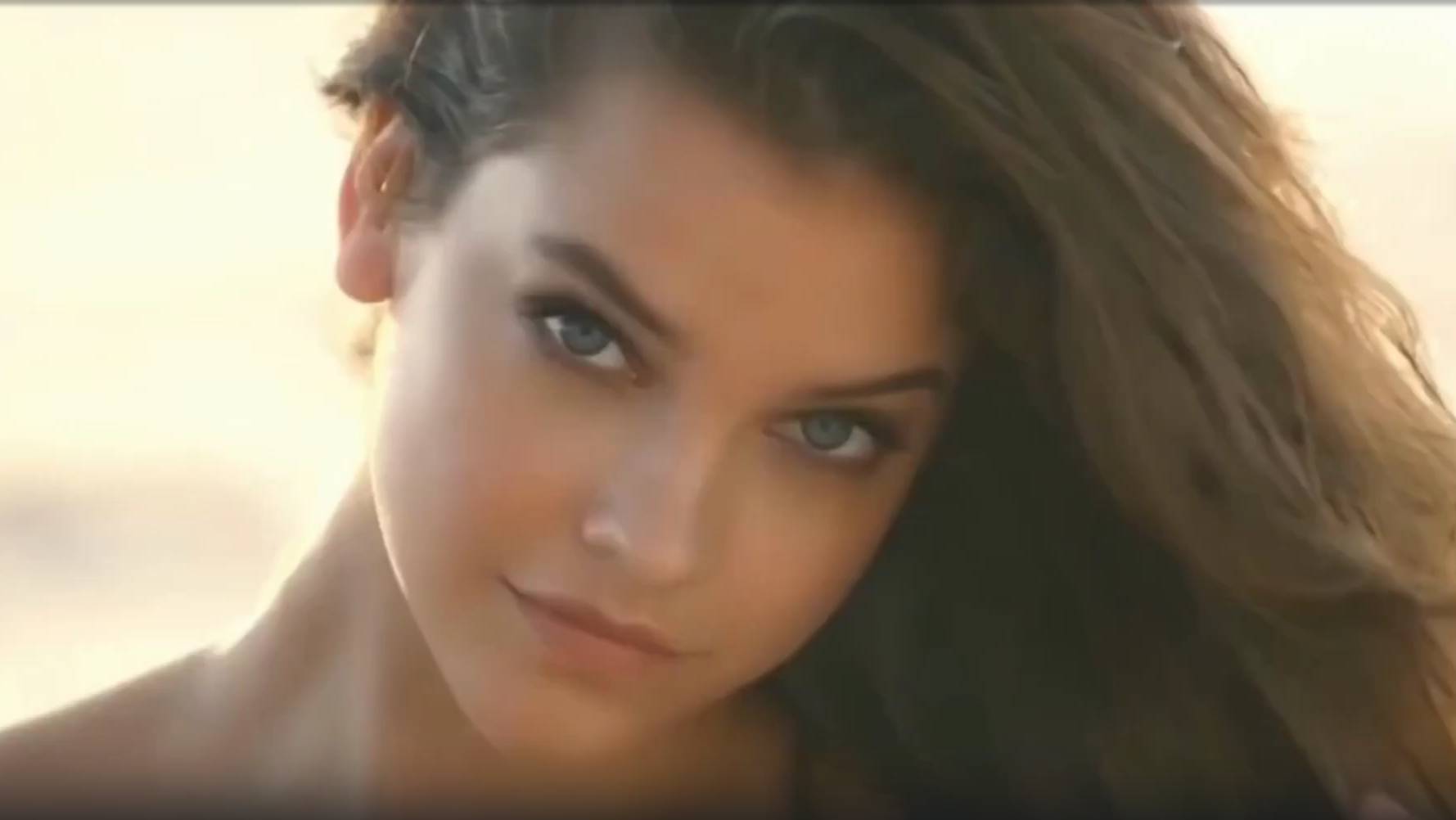 Nelly Furtado - Say It Right