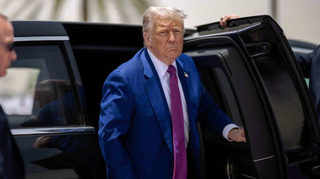 Трамп заявил, что готов 16 мая приехать в Стамбул на переговоры по Украине