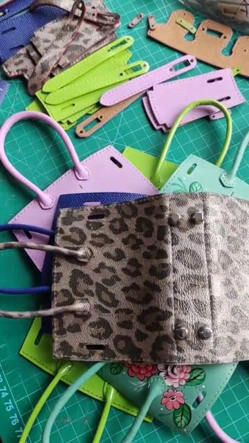 мини-видео для мини-сумки #сумкасвоимируками #leathercraft #d