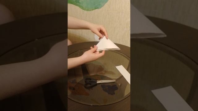 Снежинка из тетрадного листа за 2 минуты