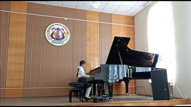 Дмитриева Дина, Костанянц Диана, Фатеева Елизавета
Класс преподавателя В.В. Колядиной