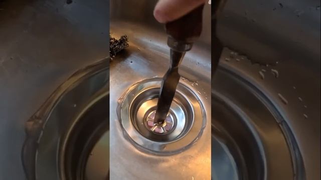 🔧✅ Быстрая ЗАМЕНА сифона под РАКОВИНОЙ