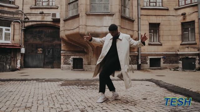 TESH - Bueno (Short)