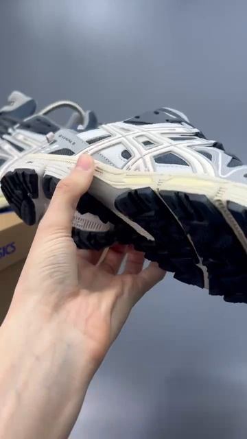 Кроссовки Asics Gel Kahana 8