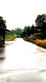 Камера в центре событий