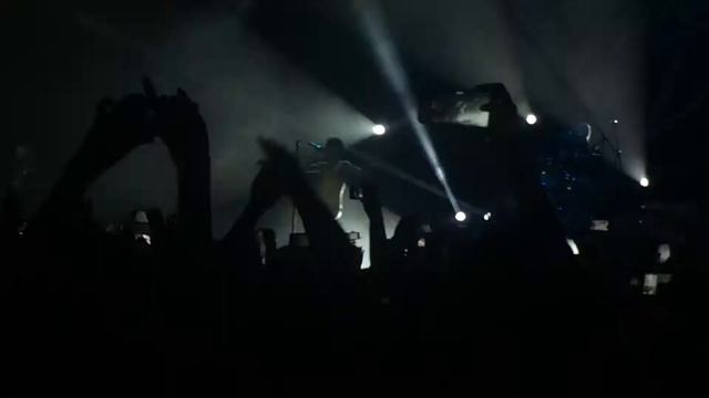 Концерт Panic! At the Disco в Москве, 2 июня 2016 года - Miss Jackson