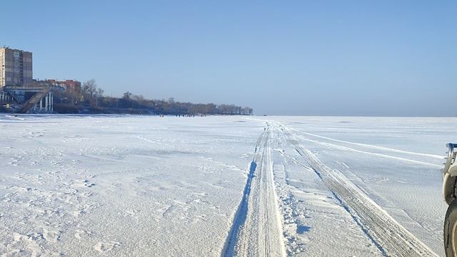 ЗОЖ на берегу Амурского залива. Японское море вблизи Владивостока.