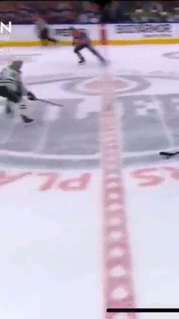 #hockeytime #nhlgoals #nhl #hockeyfans #icehockey #hockeysports #sportshighlights #hockeygoals#like