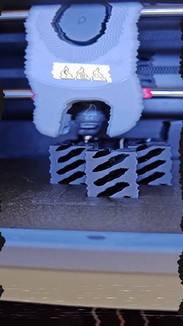 3D-печать сквозных фигур из PLA #3d #3dprinting #3дпечать #plastic #sunlu #antistress #игрушки