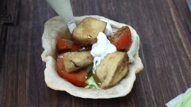 Как в ресторане готовят салат хрустящие баклажаны