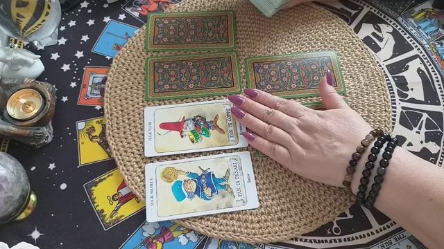 🔮 Могут ли завязаться отношения с коллегой _ таро расклад