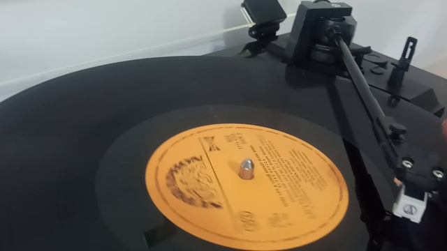 Hitachi Lo-D HT-500mkII VID20250515120358