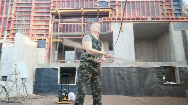 Покрутил черенок