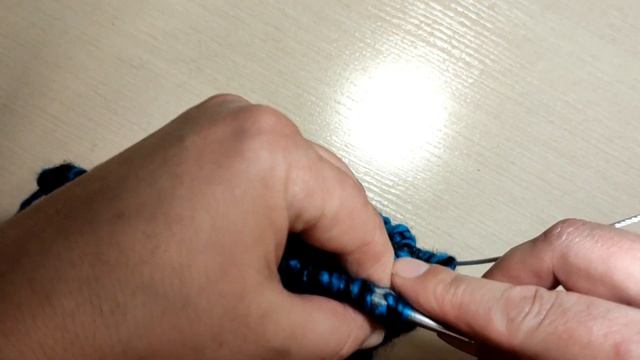 Шапка за 2 часа спицами