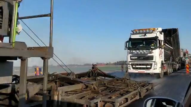 HUGE PAVING CONVOY!  WIRTGEN REMIXER 4500  [1080p]