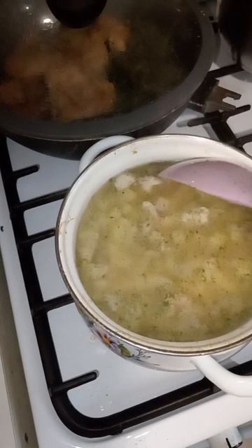Уха, минтай жареный с овощами