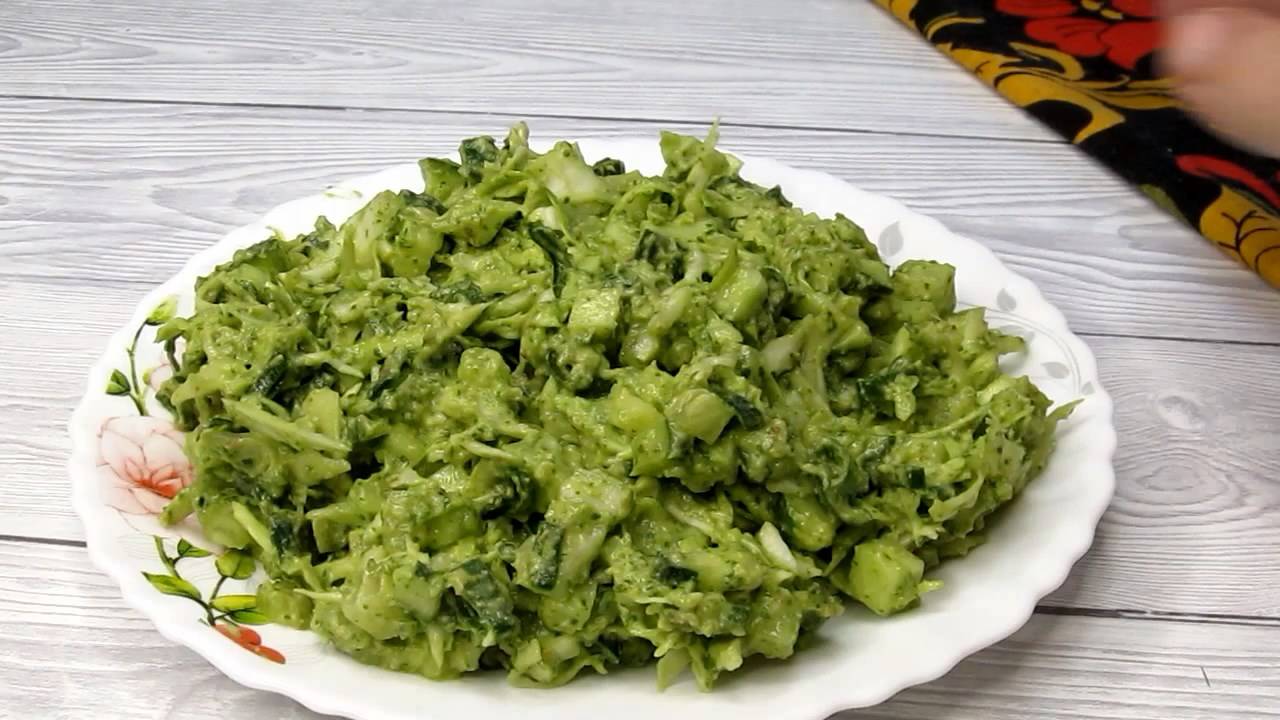 Этот салат готовлю часто. Его изюминка заправка, вкусно и необычно.
