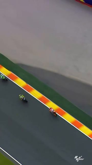 Lorenzo 🆚 Pedrosa at the 2013 #ValenciaGP!