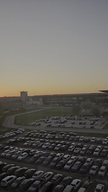 14.05.2025 закат Толмачево 7эт. SKYPORT