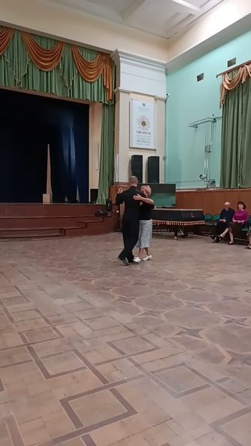 2025 Май Танго урок