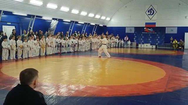 Мастер.