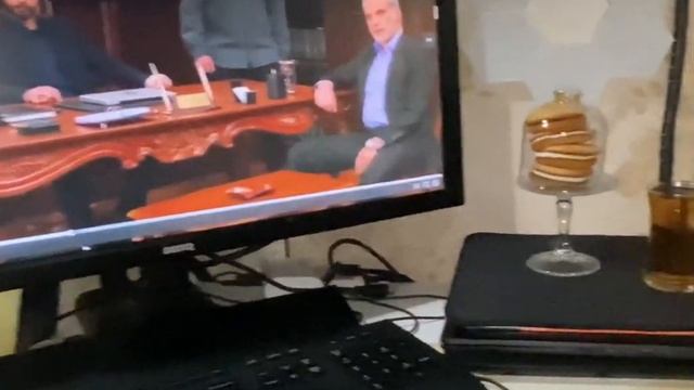 #смотрю фильм #и пью чай #из турецкой чашки.mp4