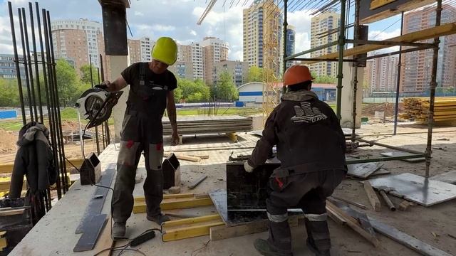 В Реутове продолжается строительство Академии вратарского мастерства 15.05.2025