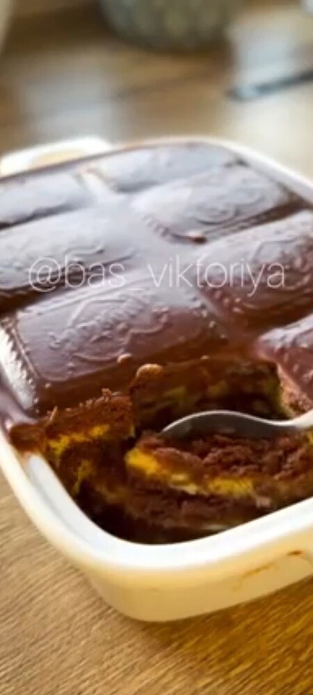 Невероятно вкусный и простой торт из шоколадного печенья! 🍫🎂 У каждого получится! 💪