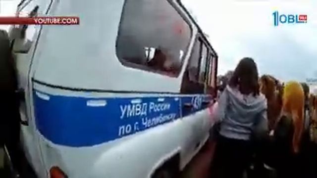 Губернатор сделал заявление о поведении челябинских подростков на фестивале красок «Холи»
