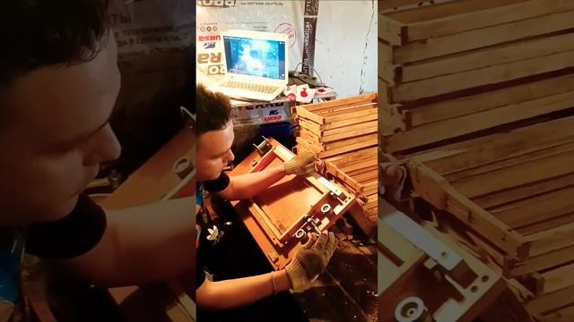 Чистка рамок под соты 🐝🐝🐝 Делюсь опытом пчеловодства 🍯