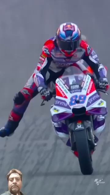 Look at the way he slows down for the corner😱#MotoGP