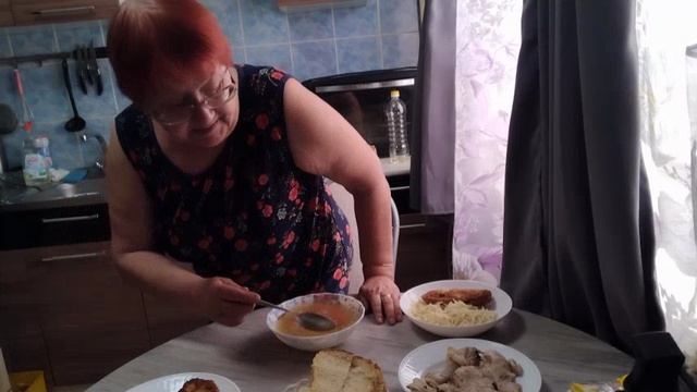 А на даче у нас гость👍