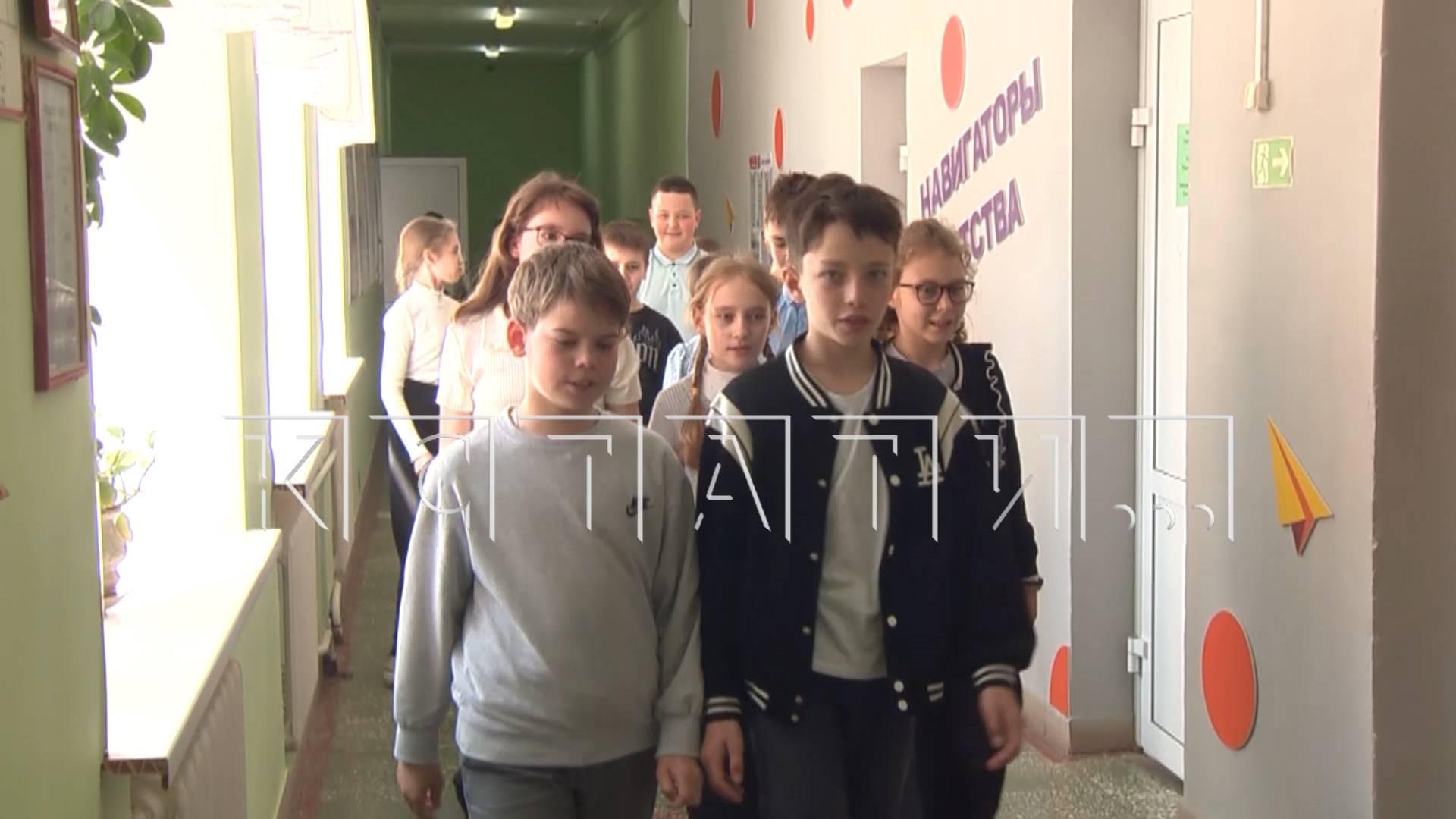 В нижегородских школах сигналом к перемене звучит не обычный звонок, а мелодии Победы