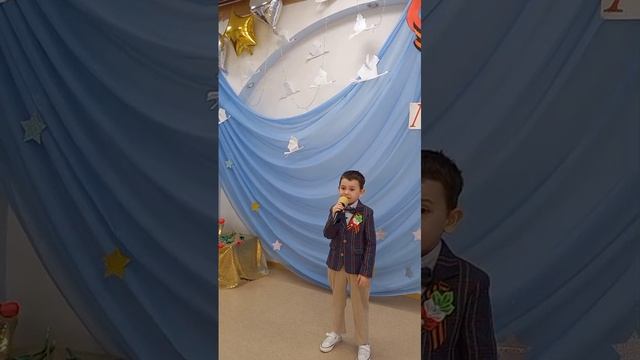 1002702075.mp4