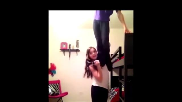 Прикольные приколы,  видео с девушками смешное
